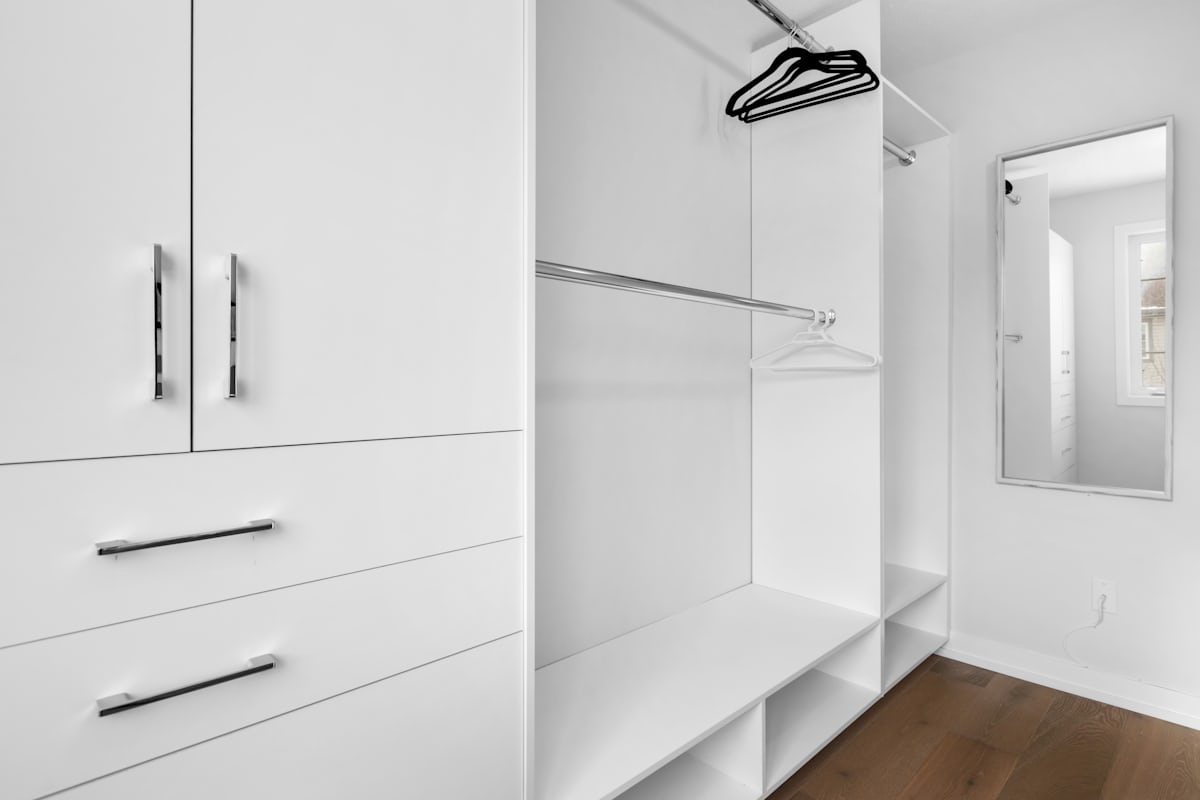 Custom closet design and build